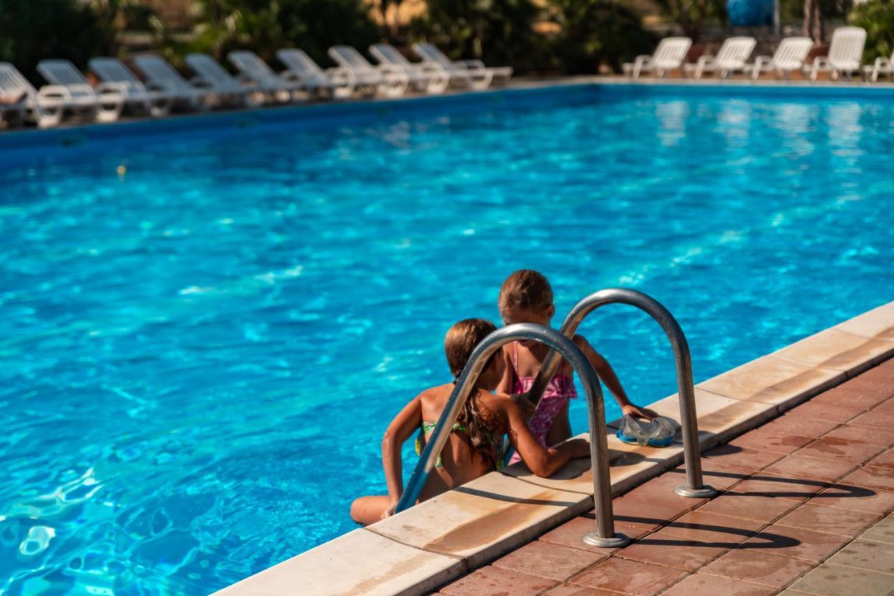 פריגולה Racar Hotel מראה חיצוני תמונה